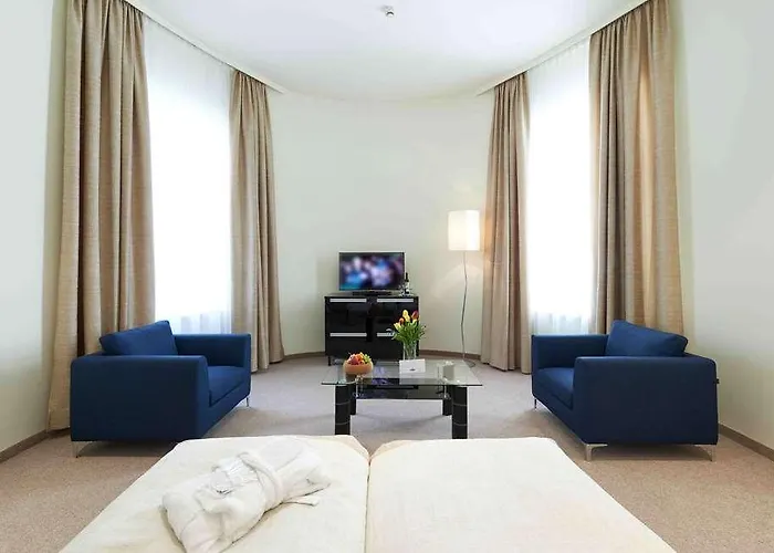 Hilight Aparthotel 4*
