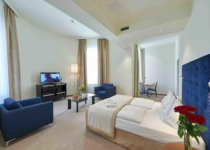 Aparthotel Hilight 4*